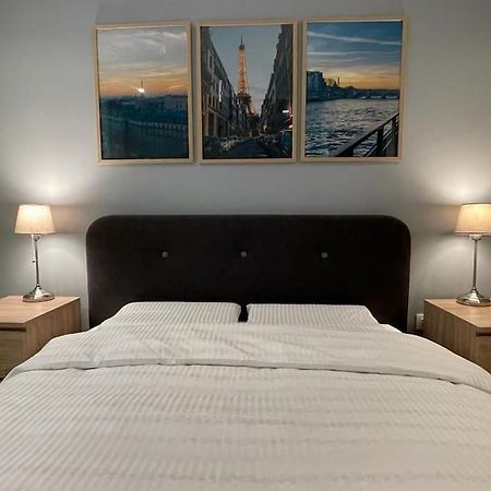 Premium Appartment In Onesti Extérieur photo